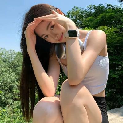 镜中的女孩